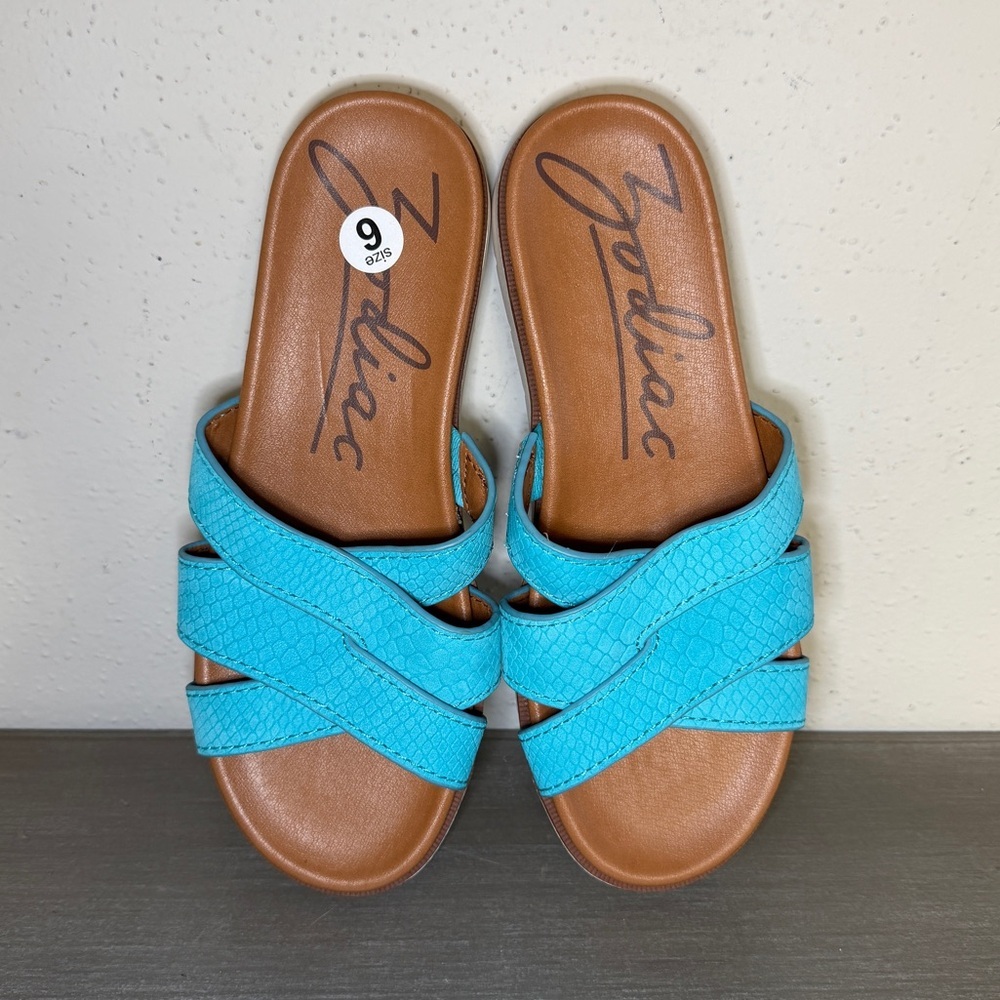 Zodiac Women's Size 6 M Blue Snake Leather Platform Sandals Comfort Shoes - Picture 2 of 7